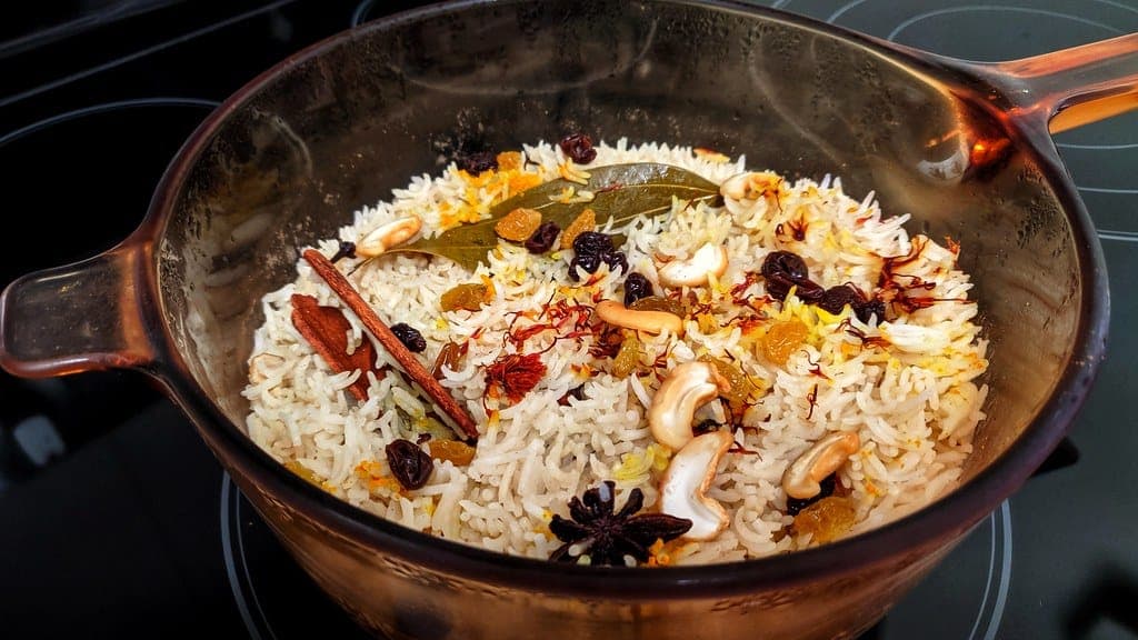 Biryani with whole spices